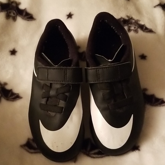 10c soccer cleats